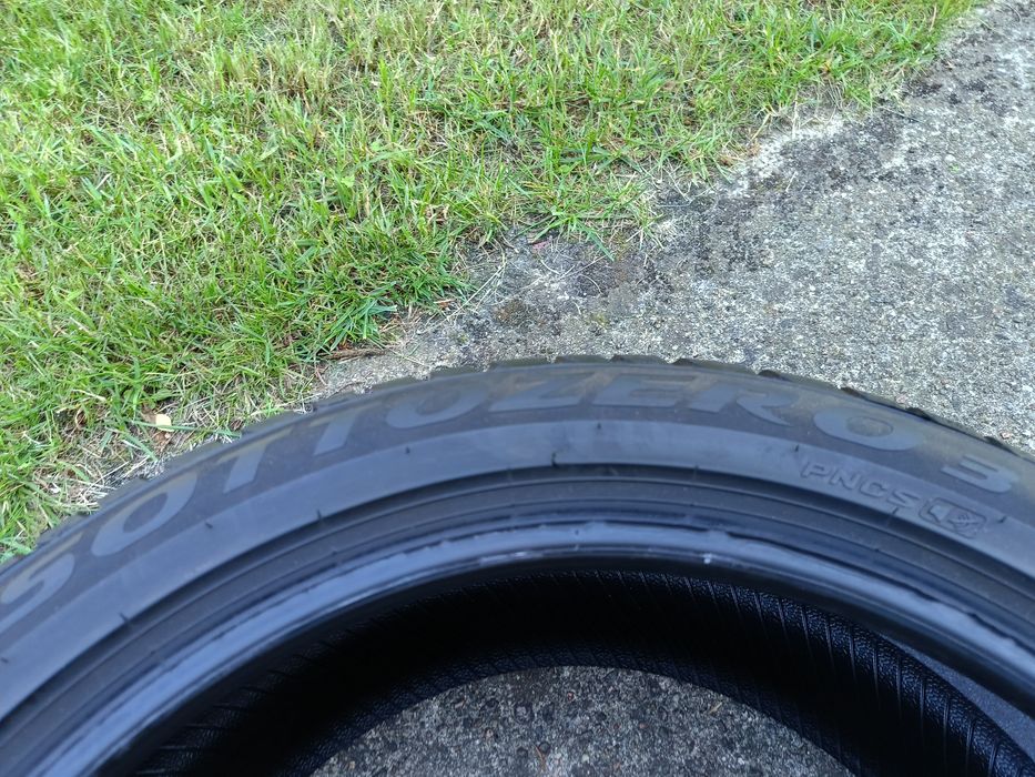 1szt DEMO jak NOWA Pirelli Sotto Zero 3 235/45/18 98V TO PNCS 9mm 2023