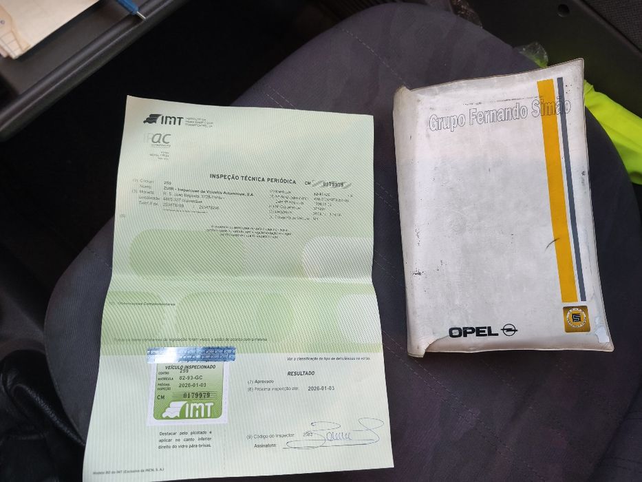 Opel corsa B 1.5 D  5 lugares ( LER ANÚNCIO )