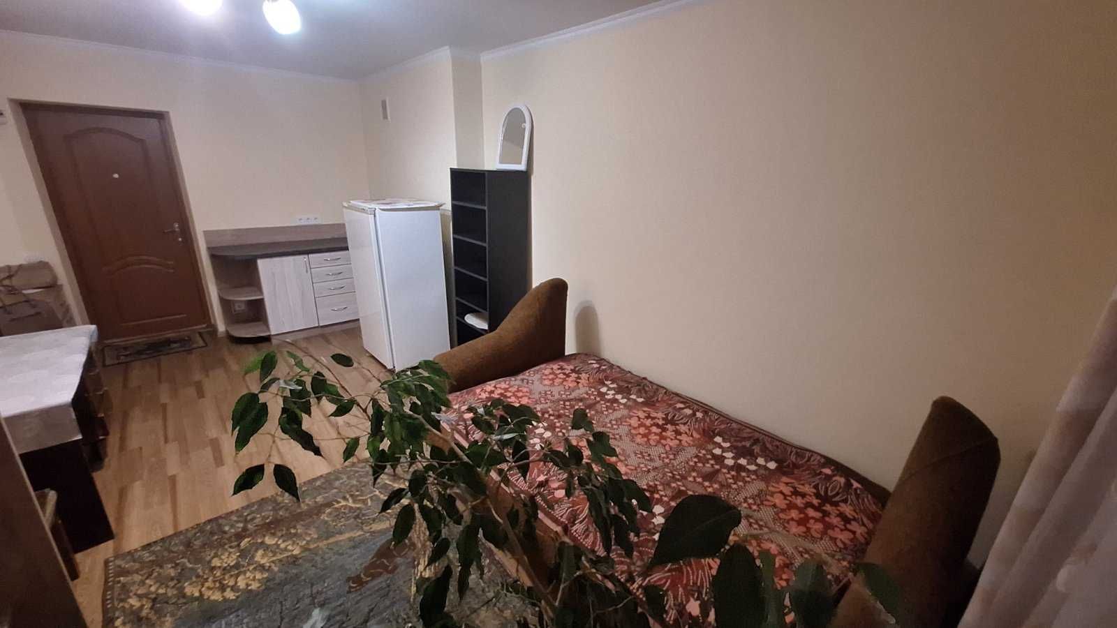 в. Угорська Оренда кімнати  з євроремонтом