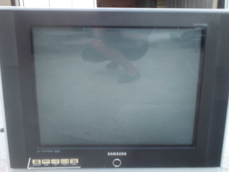 продам телевизор samsung cs-29Z45HPQ SLIM