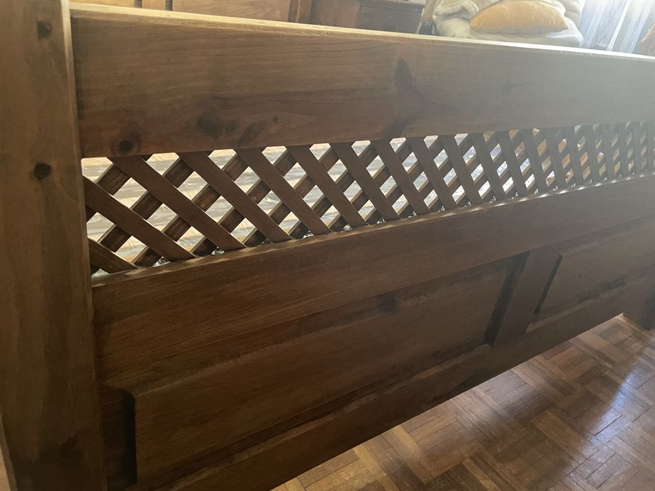 Cama de boa qualidade KING SIZE