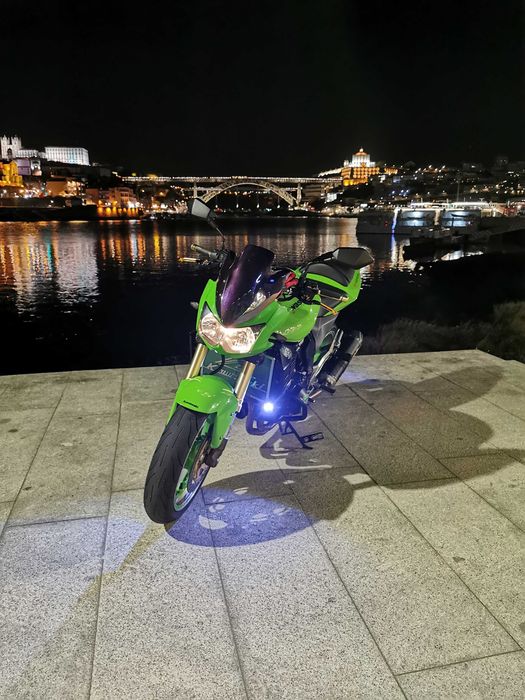 Kawasaki z1000 de 2003.