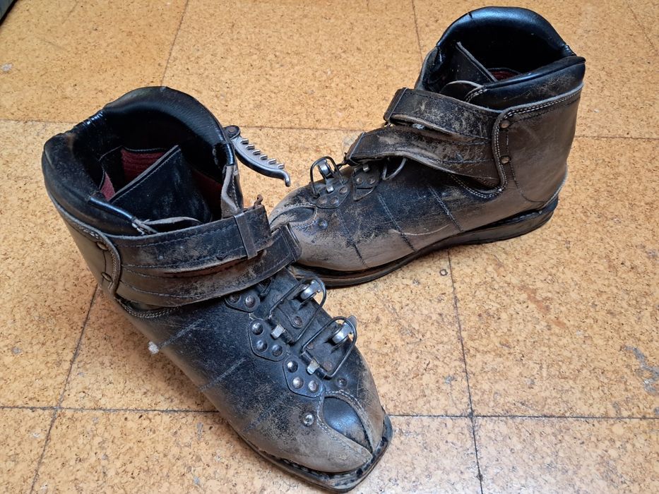 Botas de ski dos anos 60