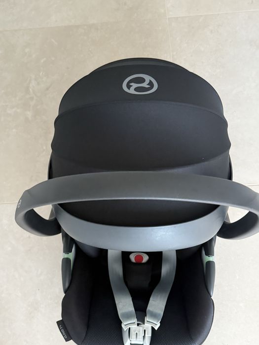 Ovo Cybex Cloud T i-Size — excelente estado + redutor