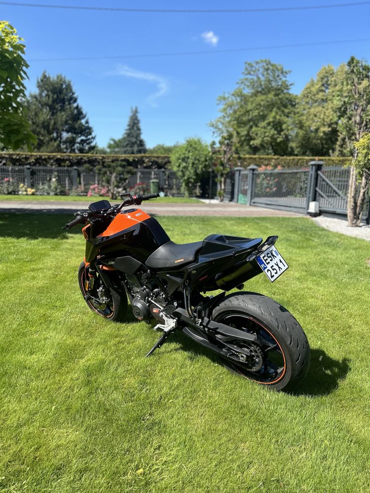 KTM Duke 890 L A2 790 akrapovic mt07 mt09 z900 pelna moc