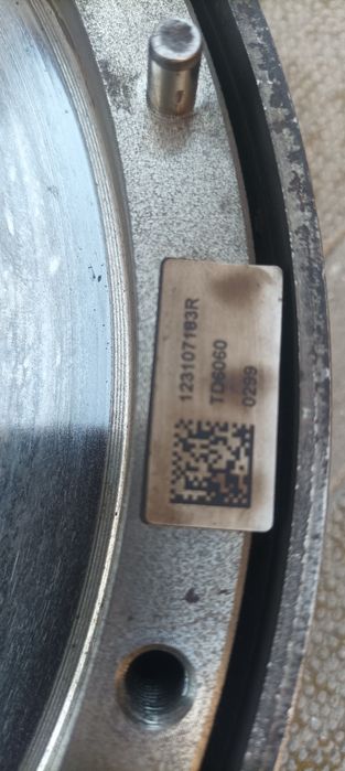 Рено Трафик. Опель Виваро 1.6.Демфер Маховик