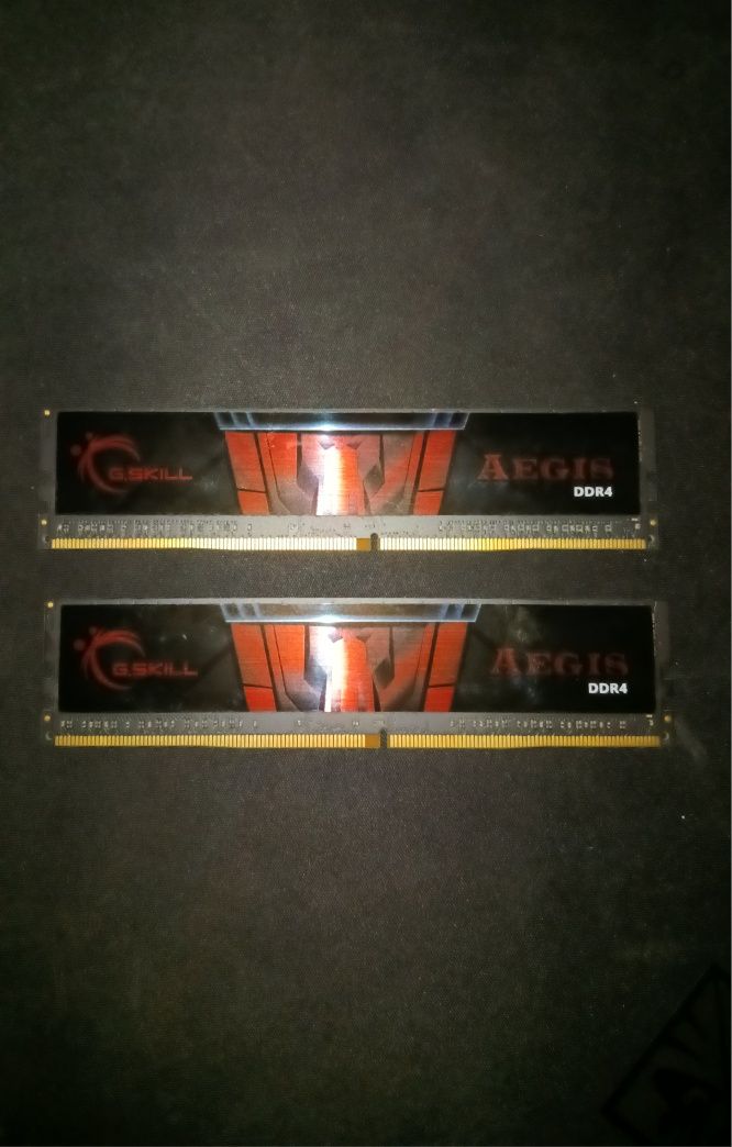 Memória RAM G.SKILL Aegis 8GB (2x4GB) DDR4-2400MHz