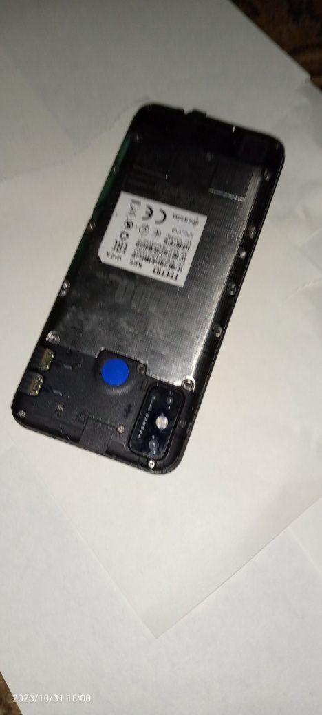 Телефон Tecno spark 6go(KE5)розбитий дисплей а так все працює бу