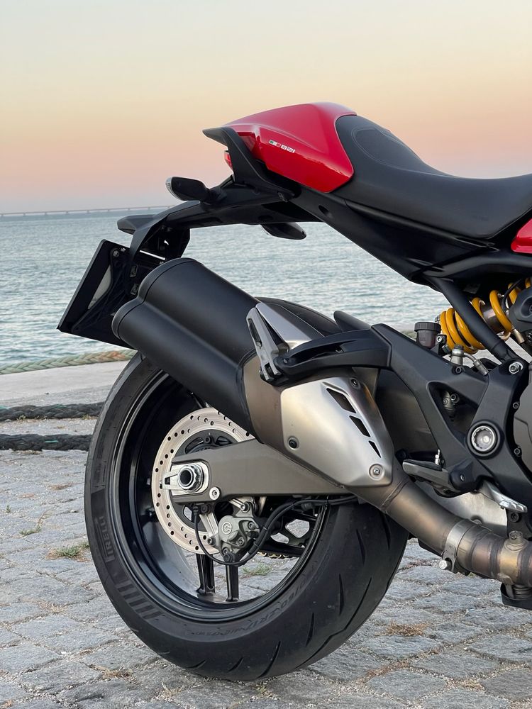 Ducati Monster 821 Stripe