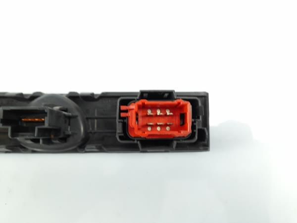 Botão / interruptor trancar portas RENAULT Clio II Société (SB0/1/2_)