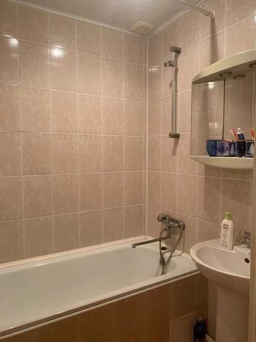 Продам квартиру 4+1! Лівий берег, 11 район!