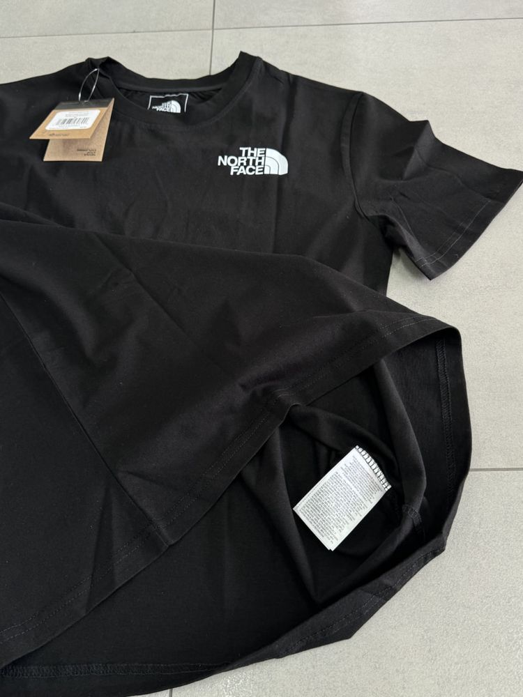 Футболка the north face