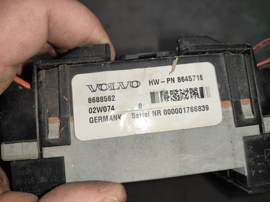 Volvo S60 V70 Moduł CEM 86.88.562 i inne