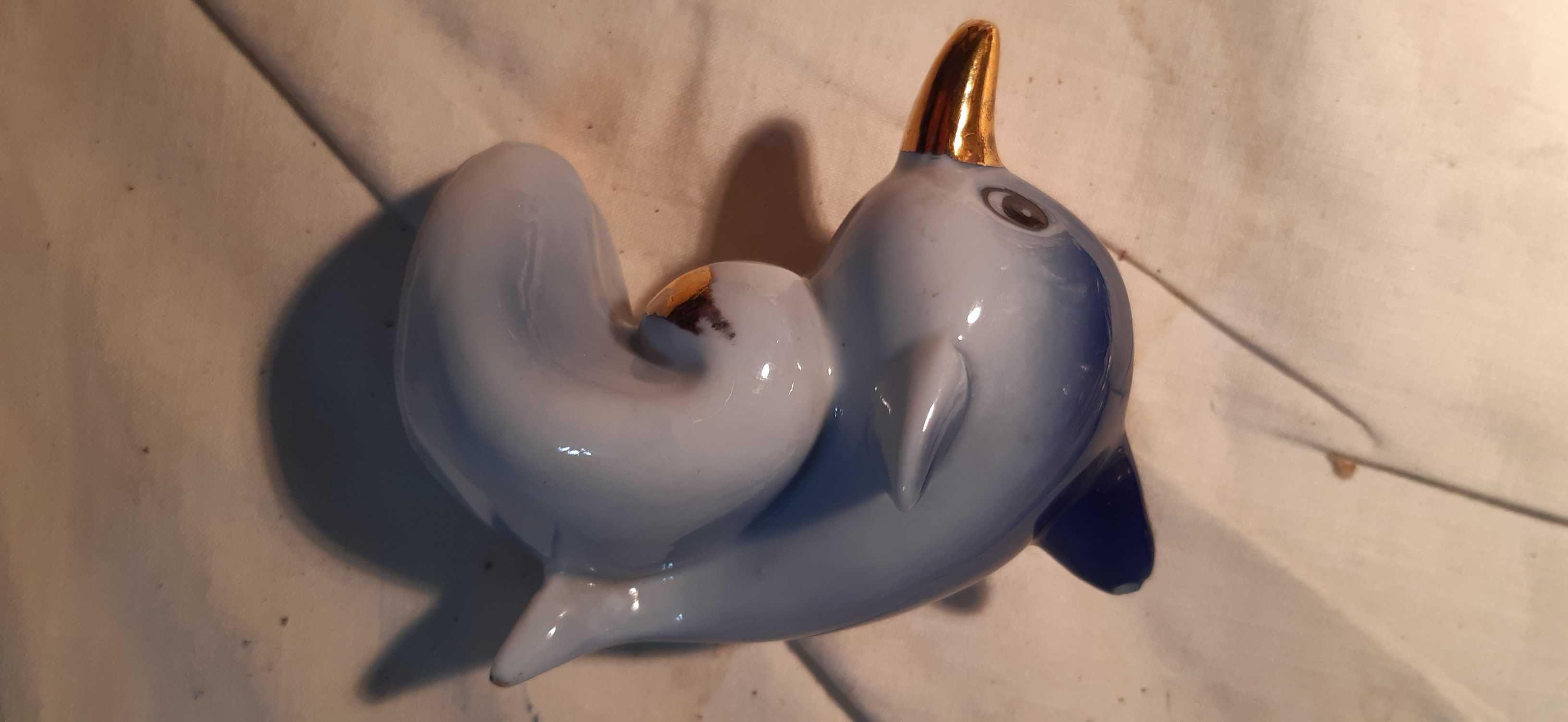 stara figurka delfin, ceramika/porcelana/szkło, dla kolekcjonerów prl