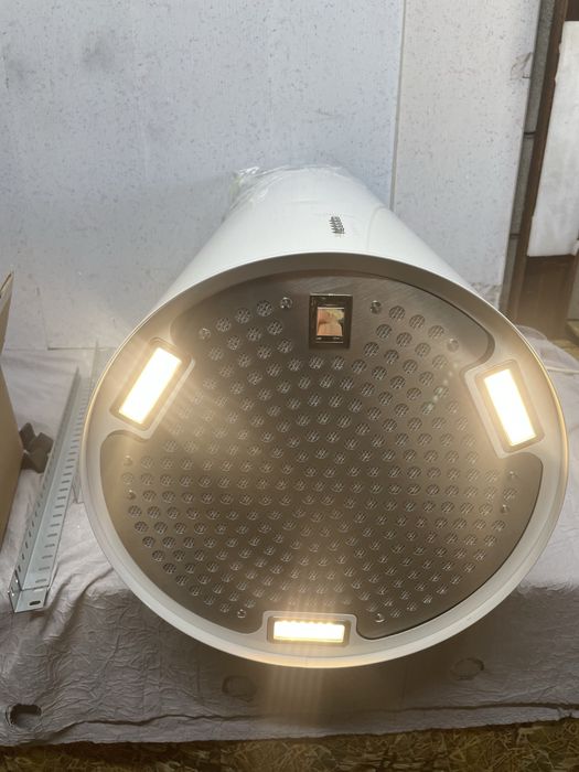 Островная вытяжка Klarstein Bolea (Германия)