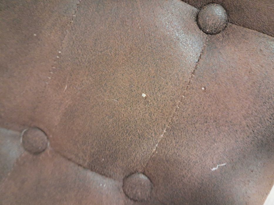 Banqueta castanha