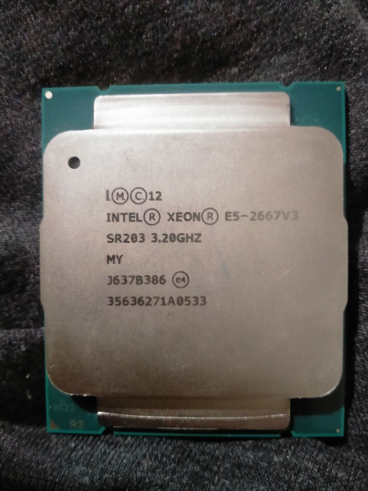 Intel Xeon E5 2667 v3 і планка озу 16gb bbr4