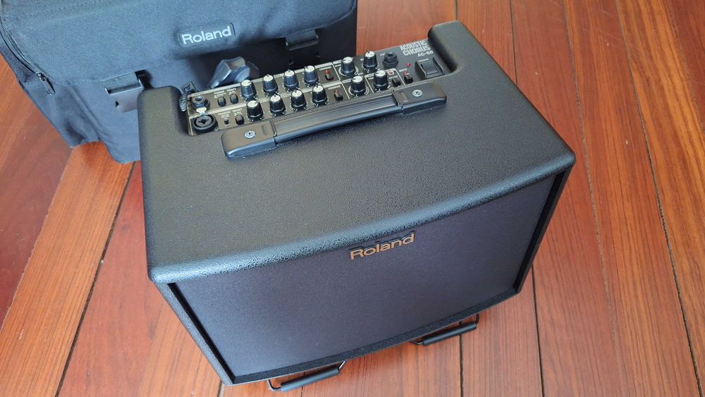 Amplificador Guitarra Acústica Roland AC-60