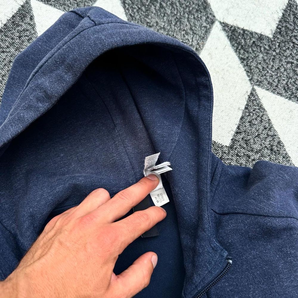 Нова кофта Adidas ZNE M розмір