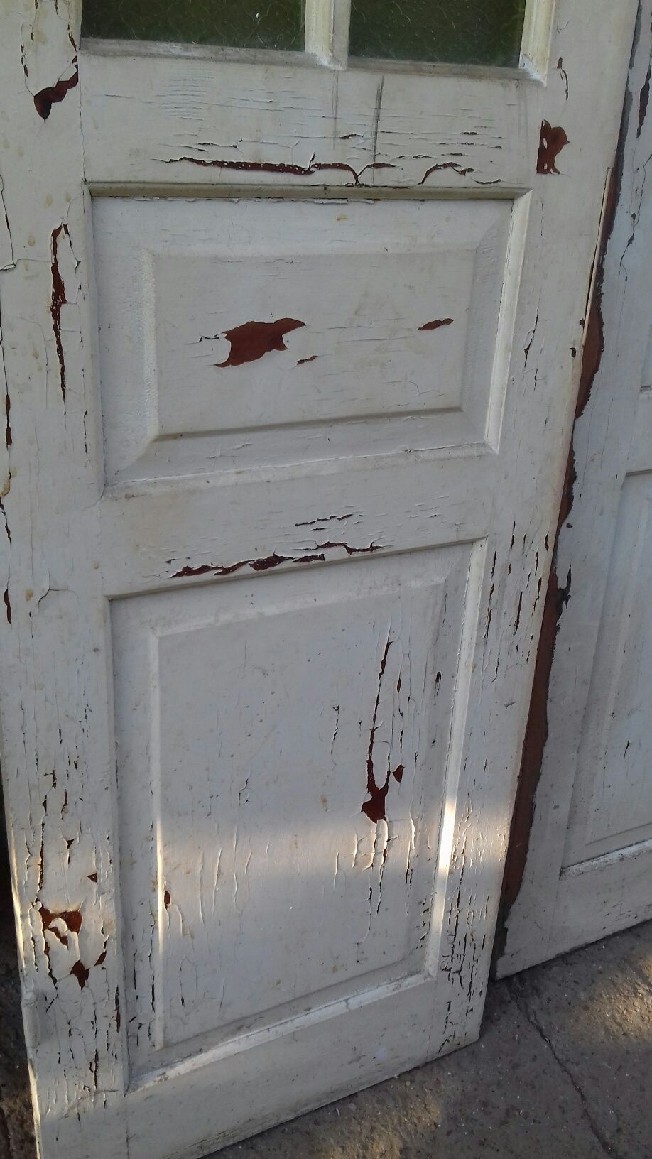 Дверь деревянная двухстворчатая
