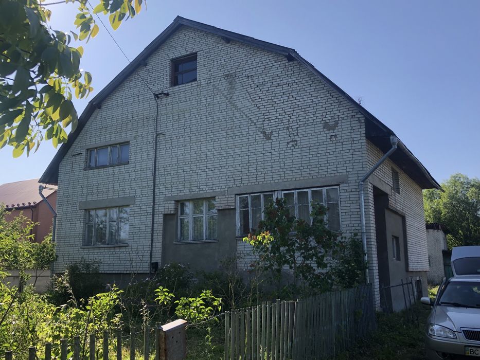 Продаж 2 поверхового приватного будинку