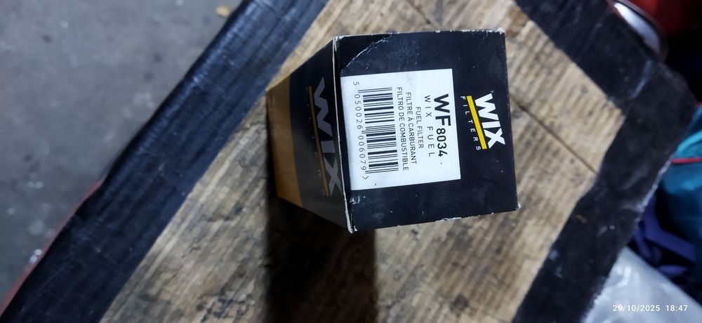 Várias peças para automóveis