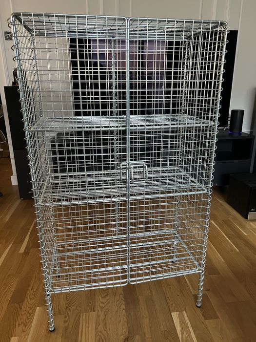 Metalowa solidna szafka/regał z siatki / idealny na książki, zabawki
