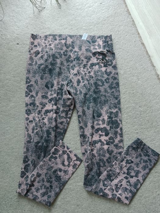 Legginsy w panterkę Adidas roz S
