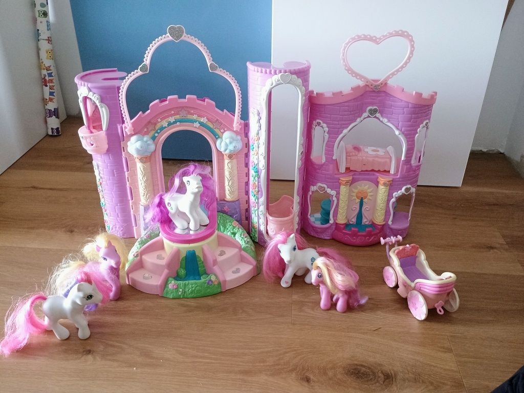 Zamek i kucyki Pony