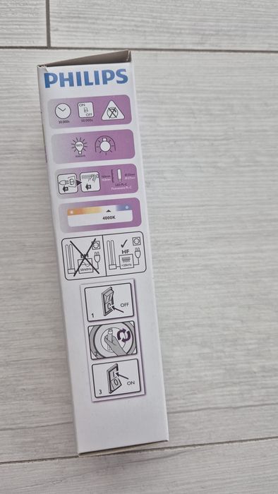 Żarówka Philips LED