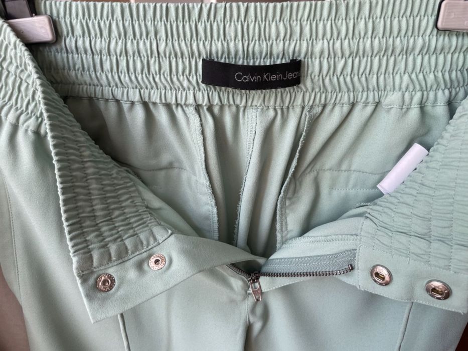 Летние женские брюки Calvin Klein
