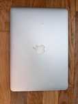 Makbook air 13 .