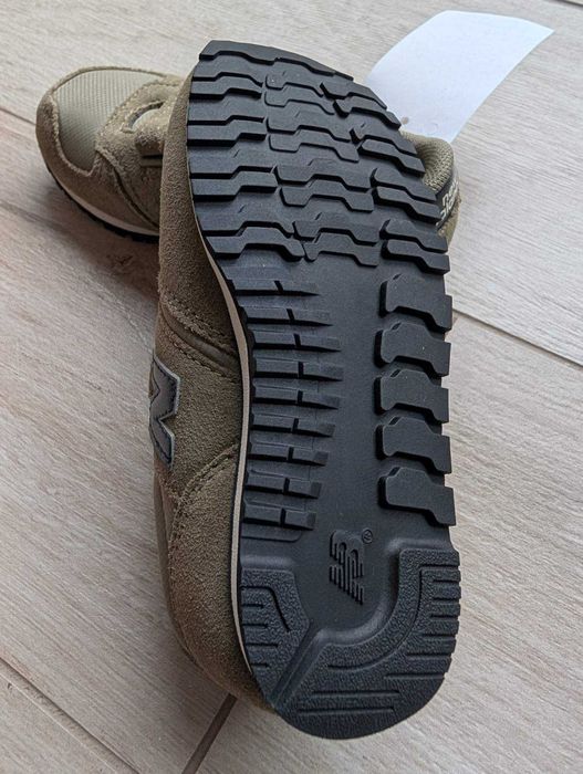 Buty dziecięce New Balance 420 R.27,5