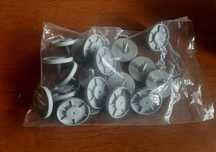 18 pes regulaveis Ikea