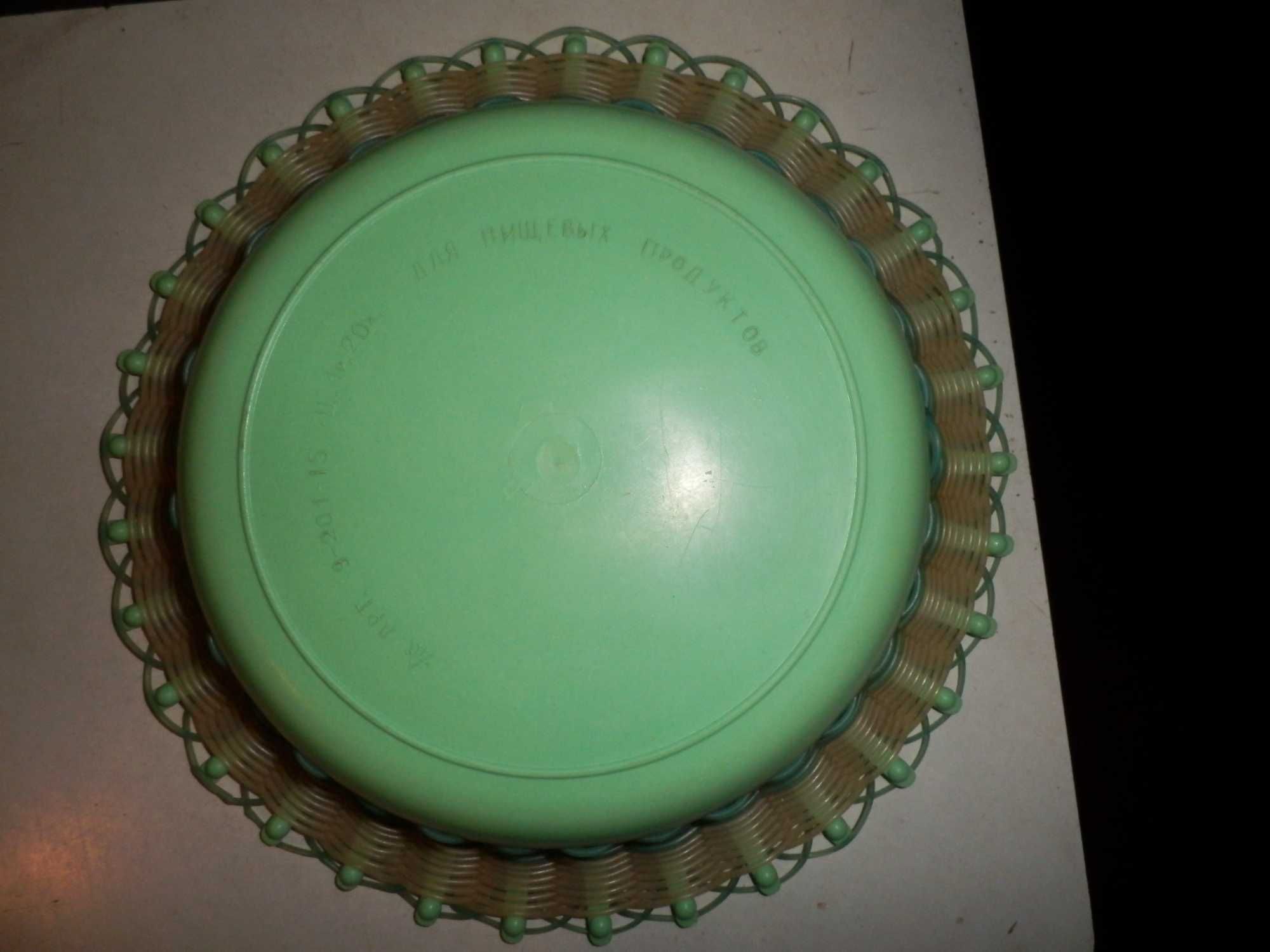 пластиковая тарелка,подставка для яиц,салатник, конфетница, СССР