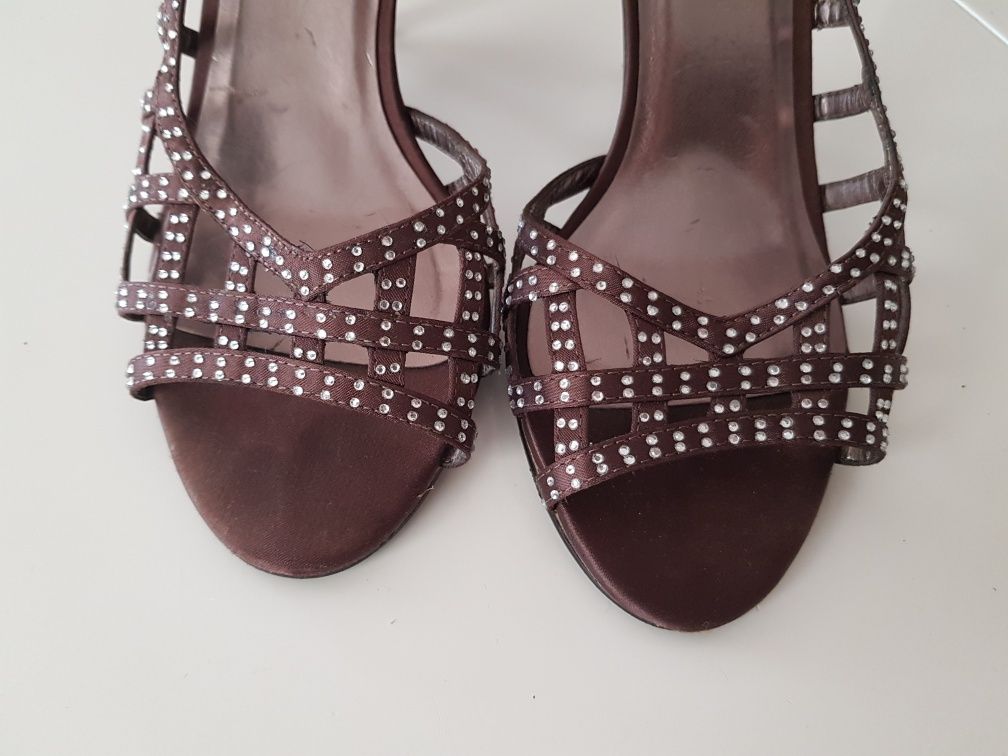 BATA CYRKONIE buty eleganckie SZPILKI r. 39 BORDO