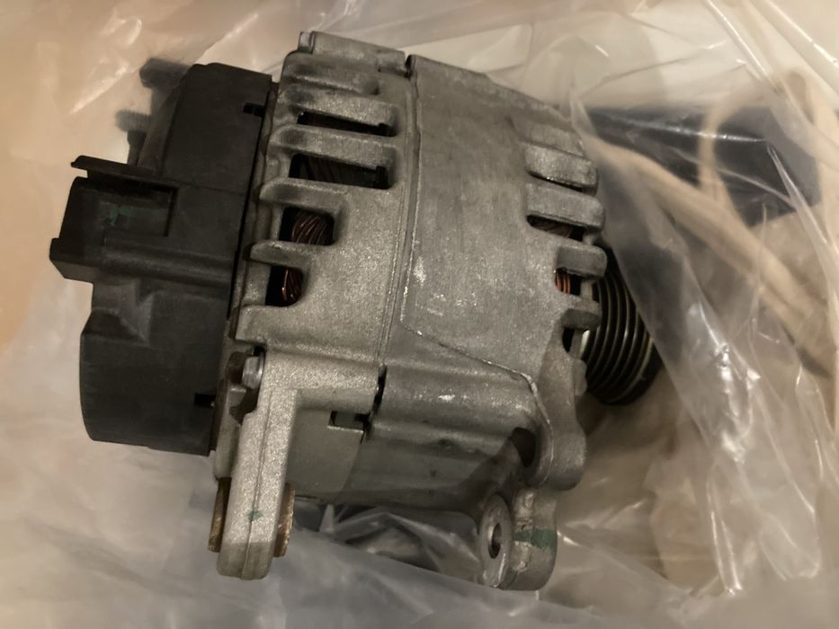 Alternador valeo vw touran 1.6tdi 140a 14v 03l903023l