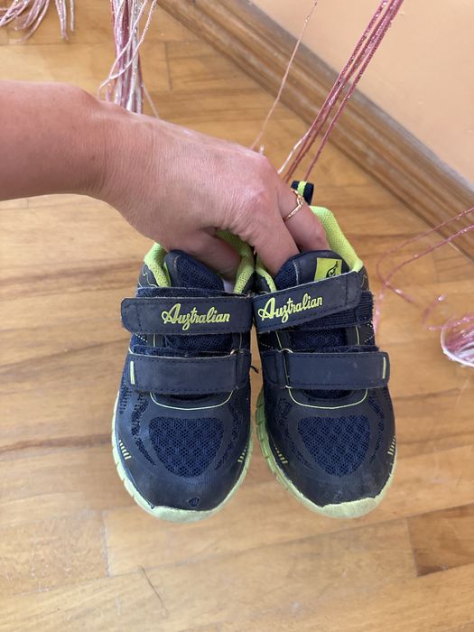 Кросівки , 26 розмір , по устілці 17 см. Красовки дуже зручні та легкі