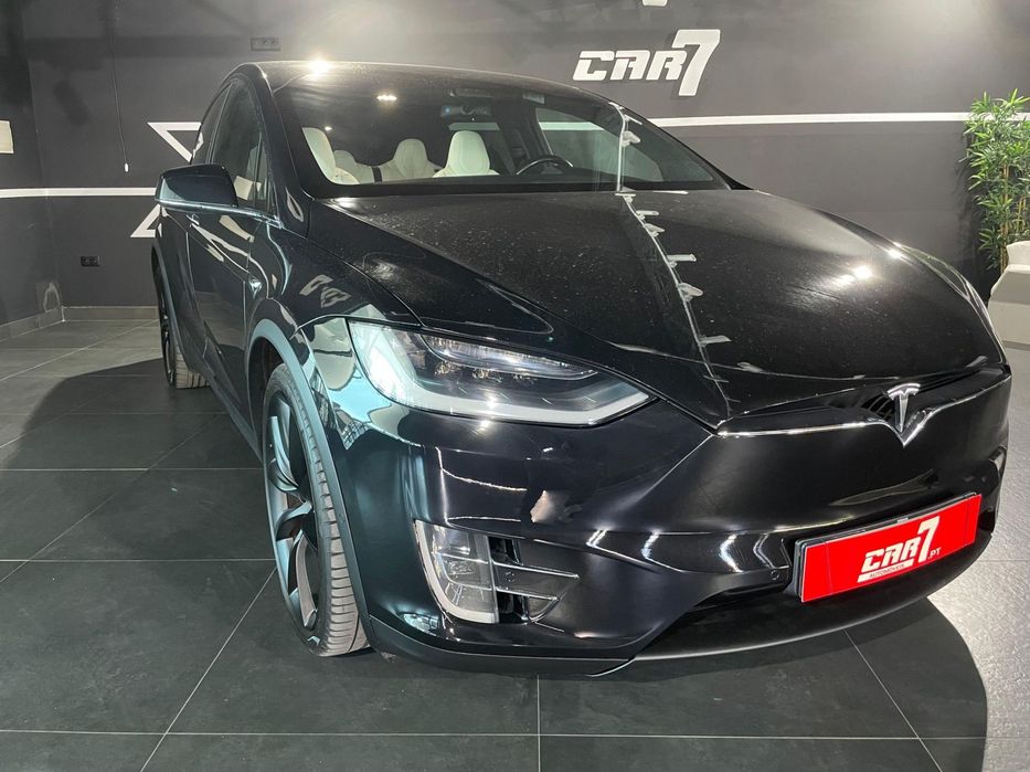 Tesla Model X 100D