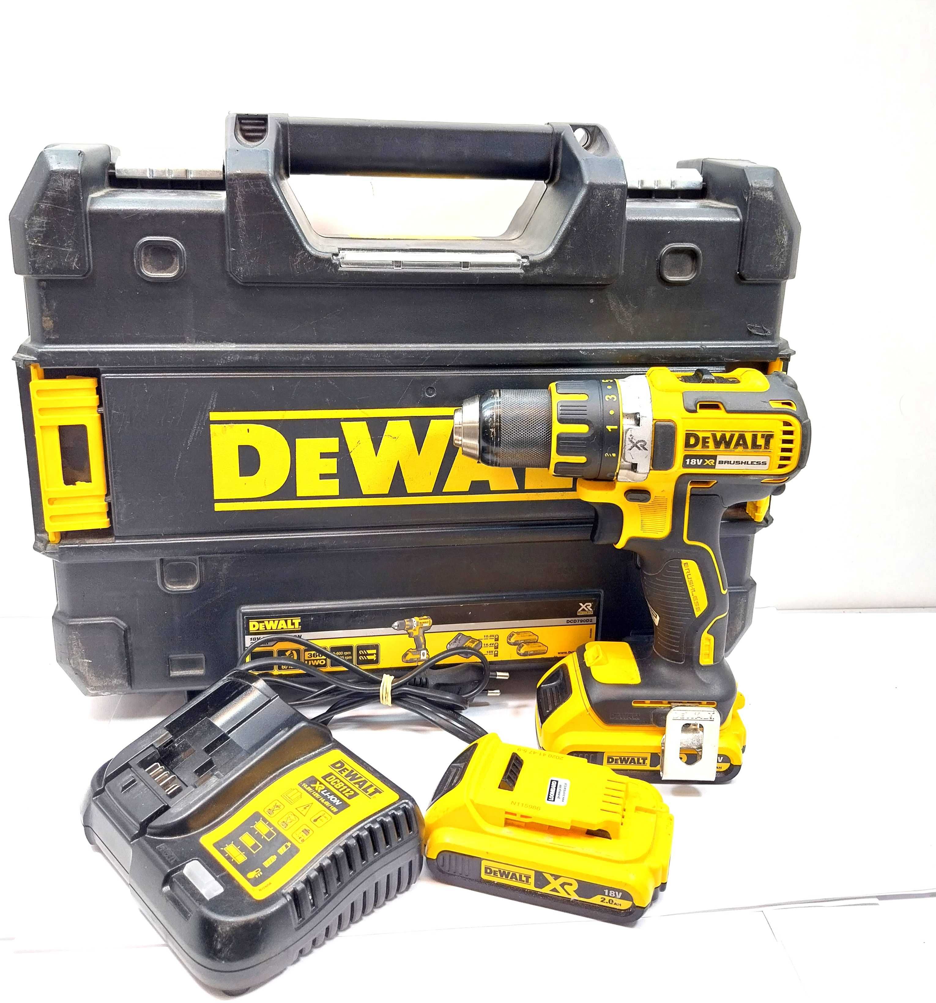 wkrętarka  DEWALT 18 V DCD790D2 walizka  2X akumulator  +ładowarka