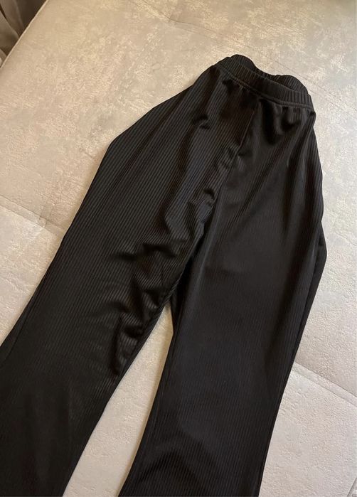 Штани кльош