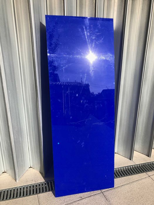 Placa de Acrílico opaco Azul 1,60 x 0,64 m.