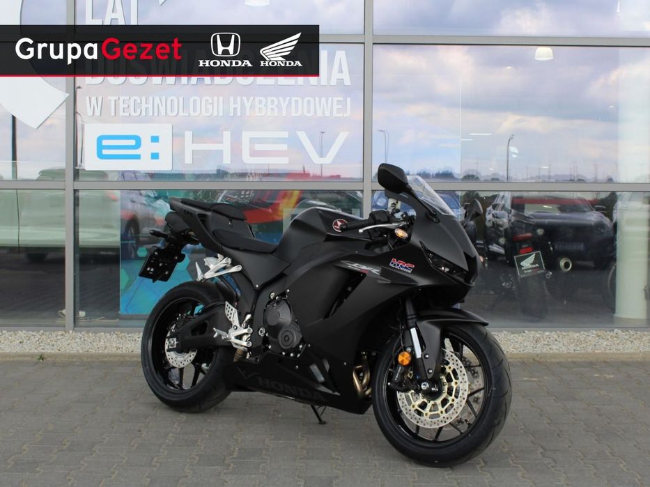 Honda CBR 600RR, Tryby jazdy, Kontrola Trakcji, *dostępne* WYPRZEDAŻ