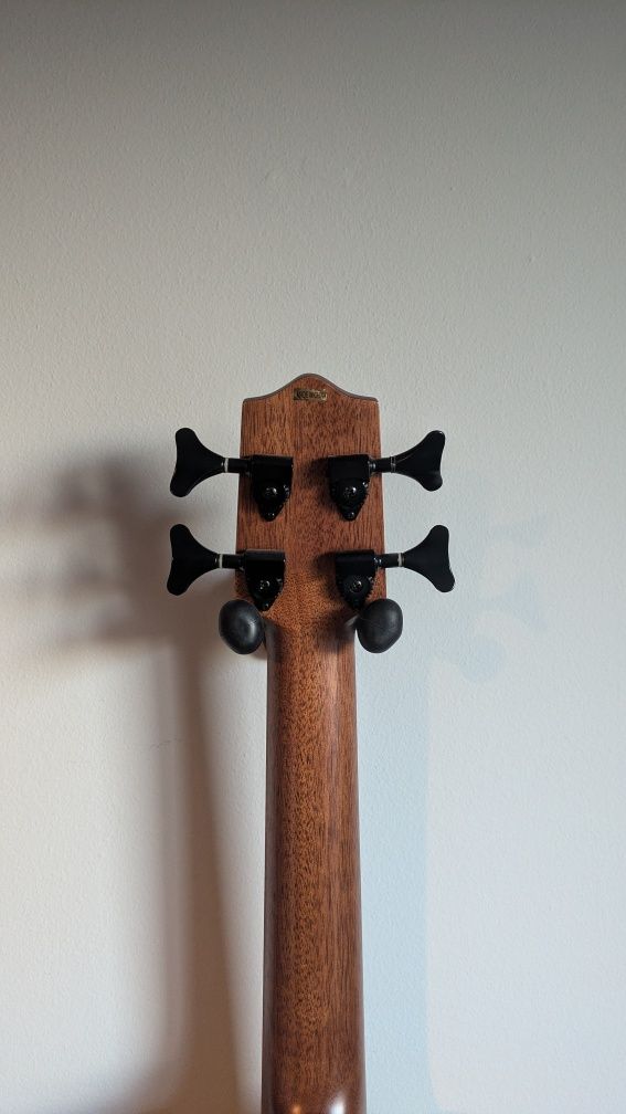 Baixo Ukulele Fretless Electro-Acustico Kala + cordas novas