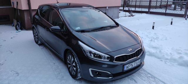 KIA Ceed Cee'd JD L Business Line 1.6 135KM 99KW, stan idealny z 2016r