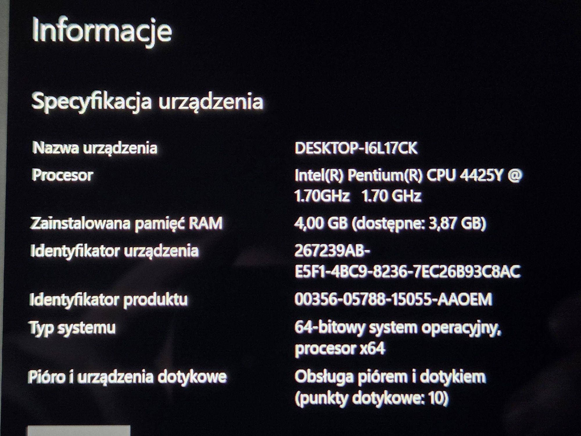 Microsoft Surface Go 2 4/64GB + klawiatura, karta pamięci i etui