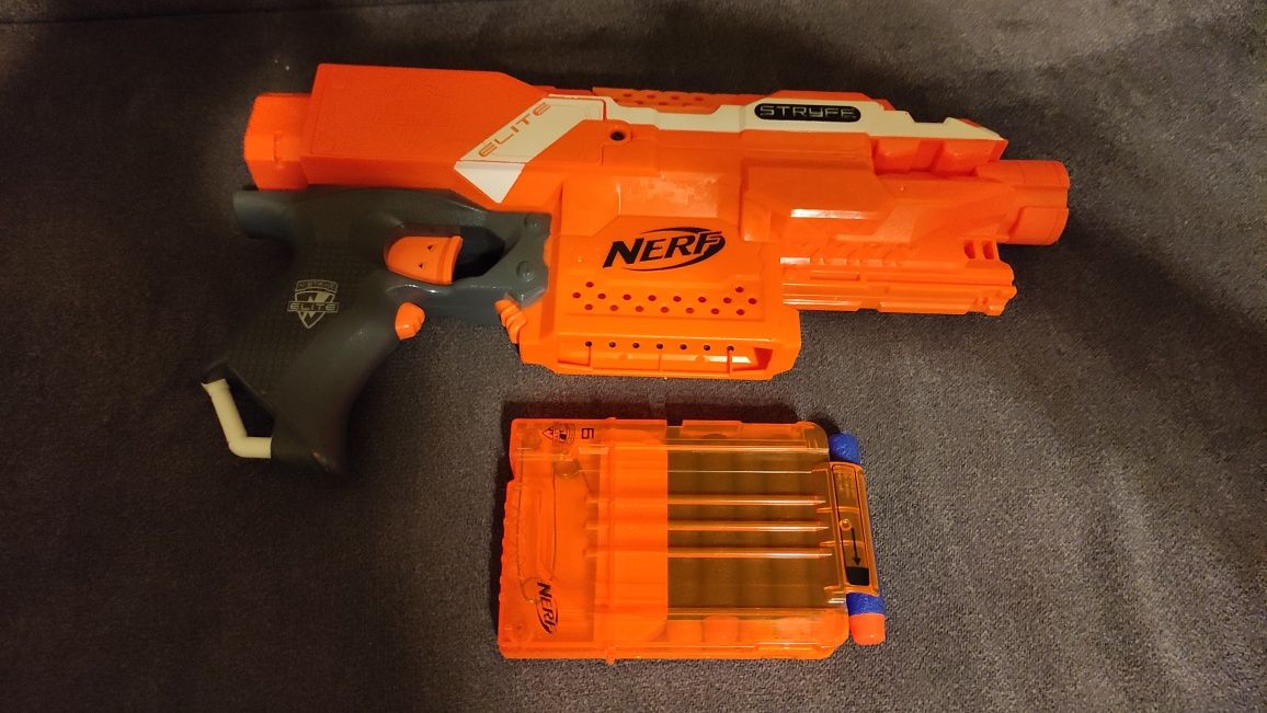 Pistolet, wyrzutnia NERF ELITE N-STRIKE