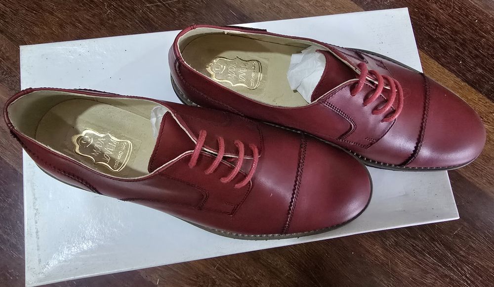 Sapatos de cordão