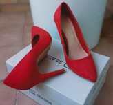 Stiletto Elegante