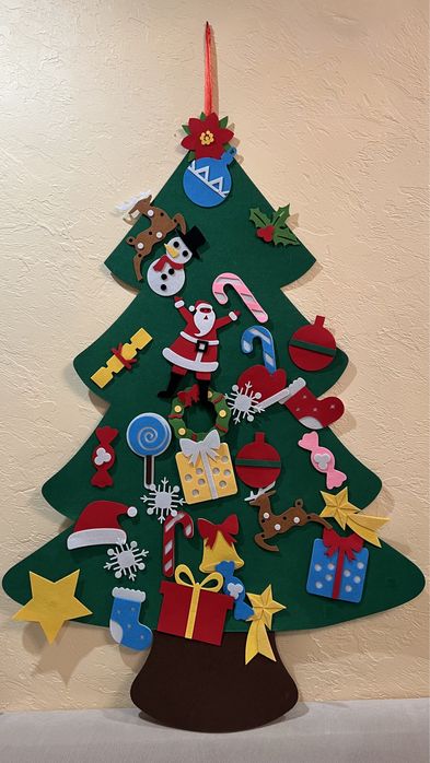 Ялинка з щільного фетра з іграшками(32шт)